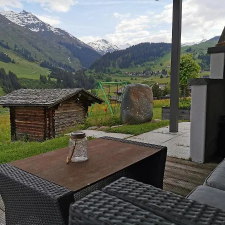 Tgesa Dutg Grond Apartment Sedrun