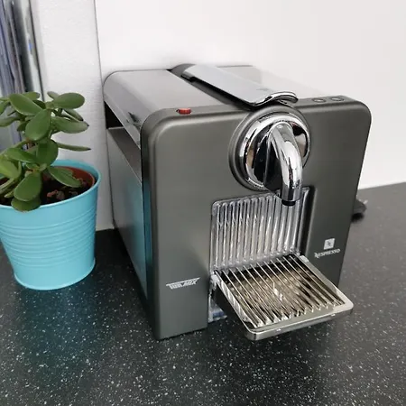 公寓 Tgesa Dutg Grond *