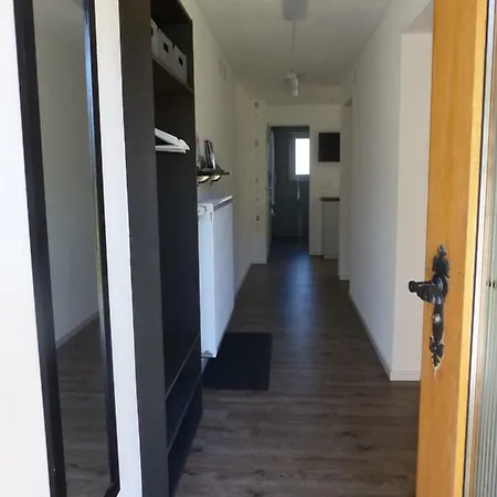 Apartment Tgesa Dutg Grond