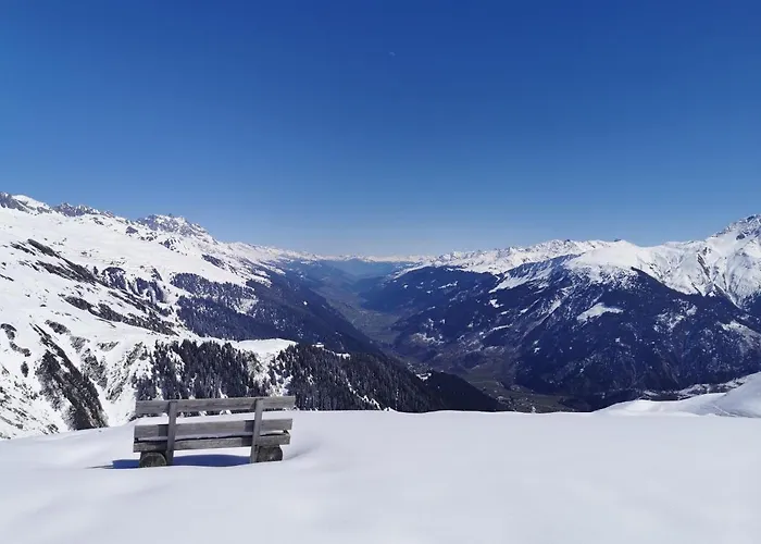 Tgesa Dutg Grond Appartement Sedrun