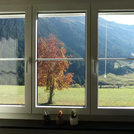 Apartment Tgesa Dutg Grond